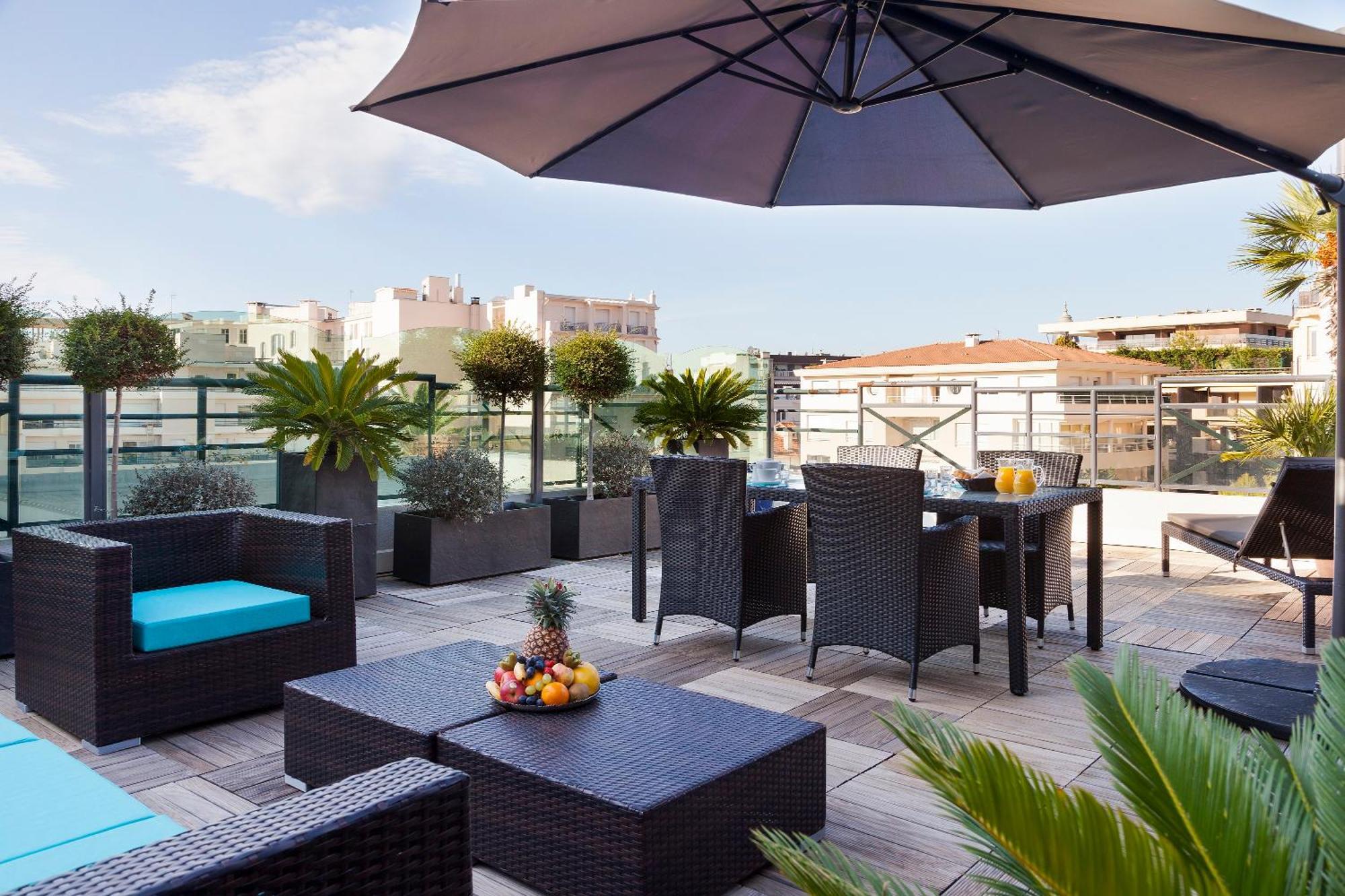 Penthouse Suite Terrace,1273814227:JPEG
