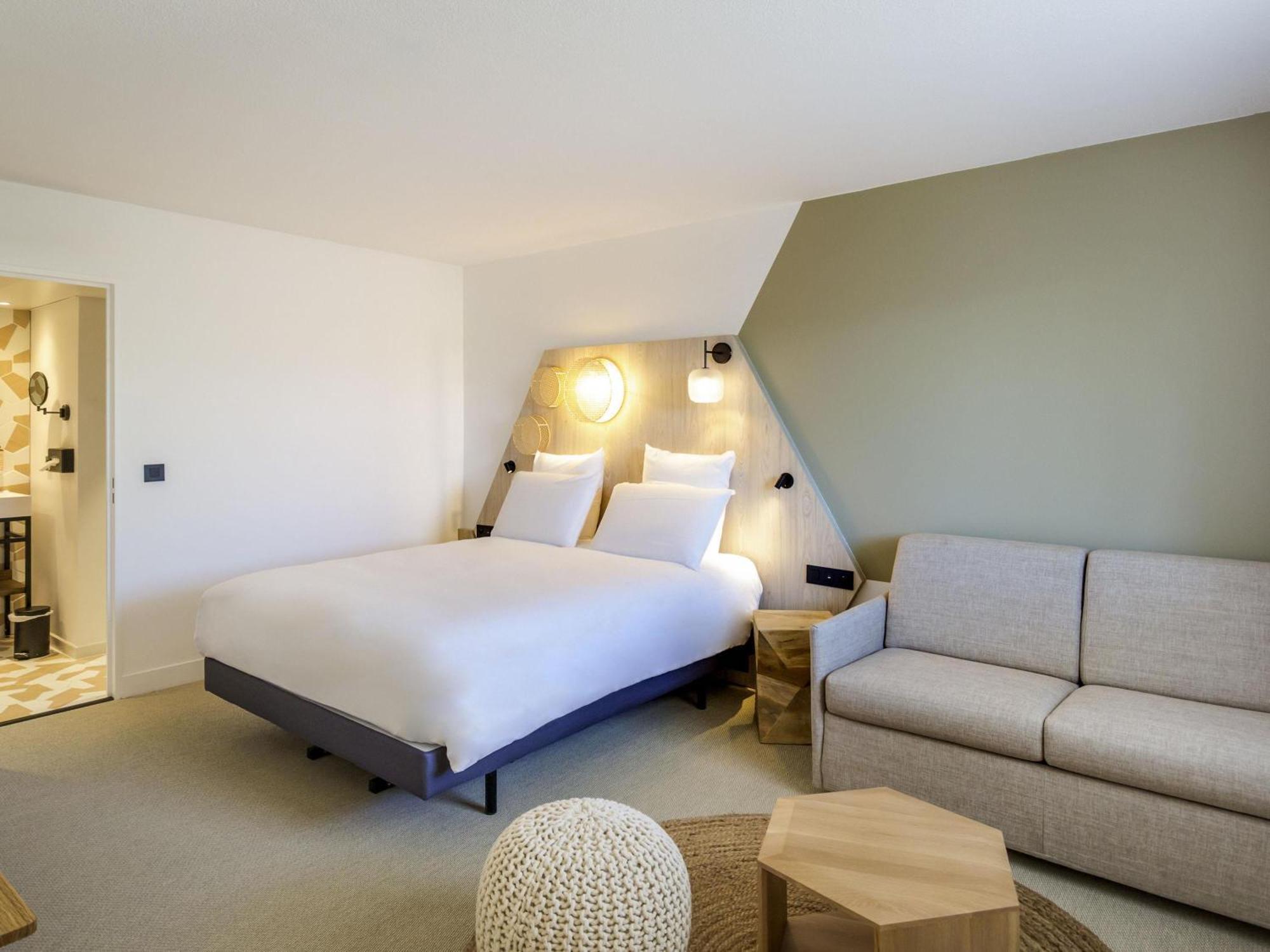 Superior Double Room,1717001451:JPEG